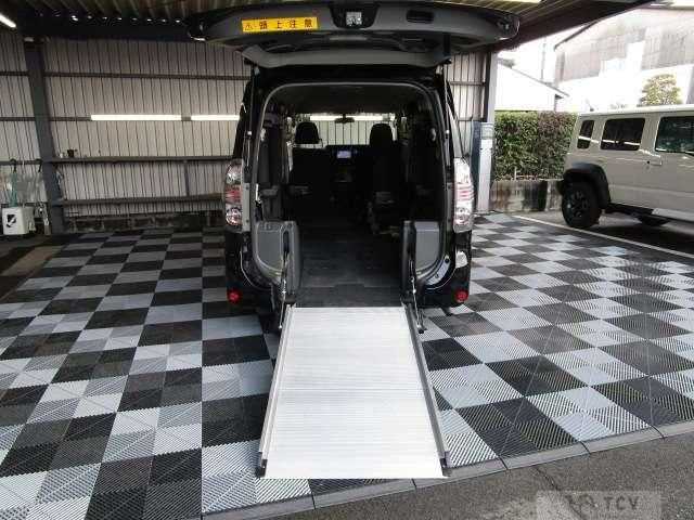 2008 Toyota Noah