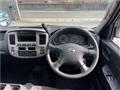 2011 Nissan Caravan