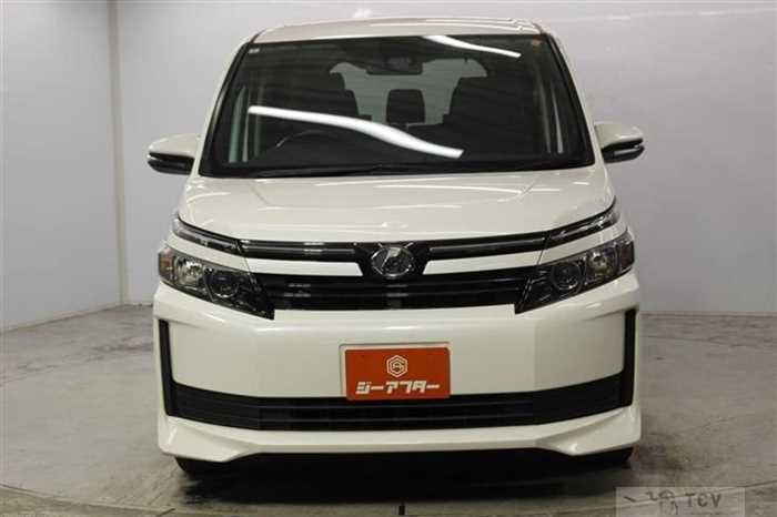 2016 Toyota Voxy