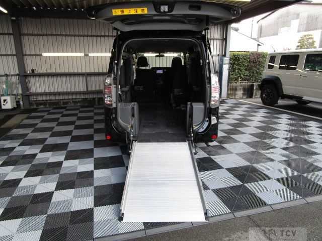 2008 Toyota Noah