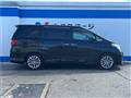 2013 Toyota Alphard
