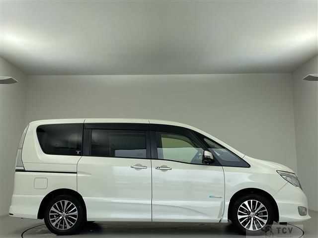 2014 Nissan Serena