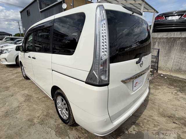 2015 Nissan Serena