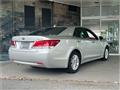 2014 Toyota Crown Hybrid