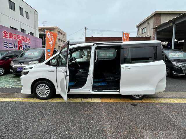 2015 Toyota Voxy