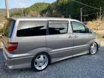 2004 Toyota Alphard