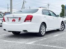 2010 Toyota Crown Majesta