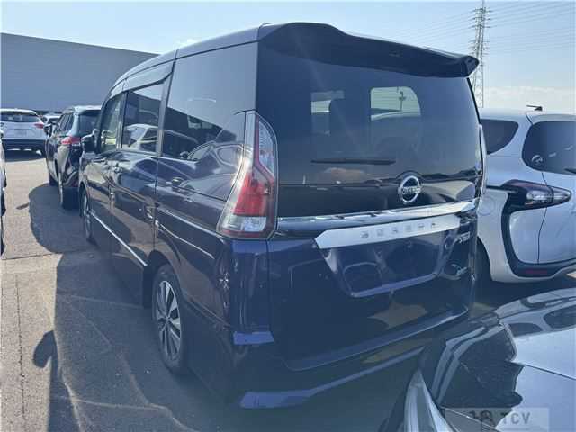 2017 Nissan Serena