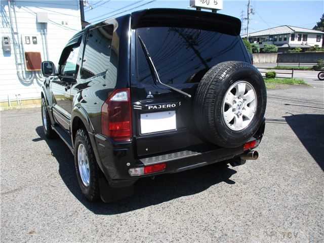 2006 Mitsubishi Pajero
