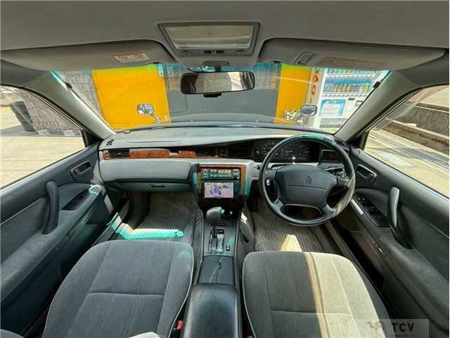 2001 Toyota Crown