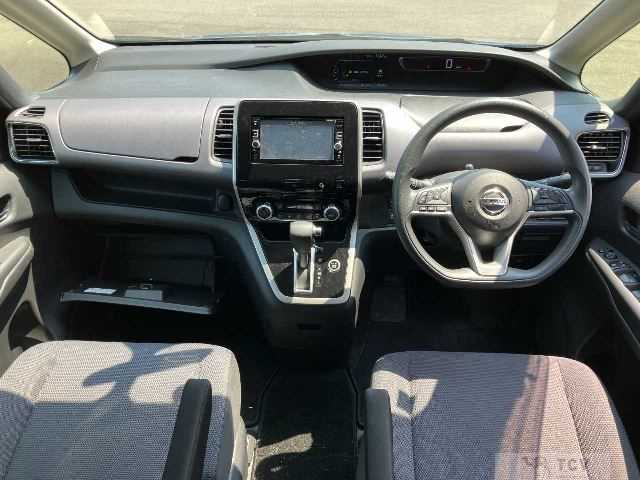 2016 Nissan Serena