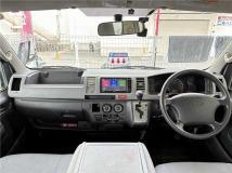 2004 Toyota Hiace Van