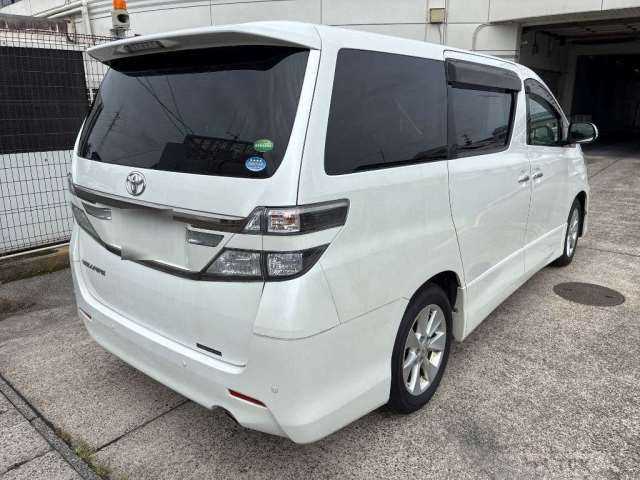 2013 Toyota Vellfire