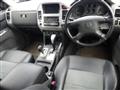 2005 Mitsubishi Pajero