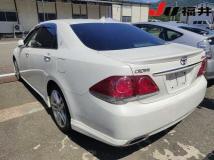 2011 Toyota Crown