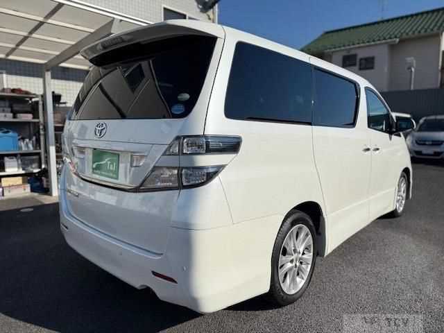 2011 Toyota Vellfire