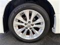 2011 Toyota Vellfire
