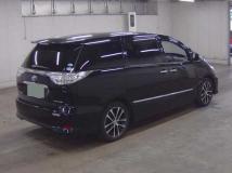 2013 Toyota Estima