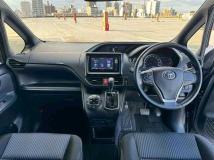 2014 Toyota Voxy