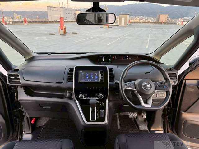 2016 Nissan Serena