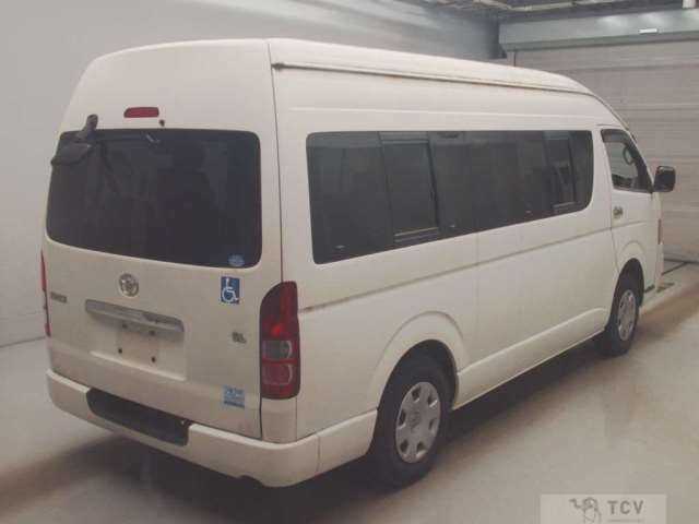 2008 Toyota Hiace Commuter