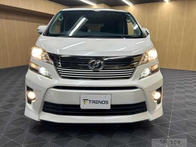 2014 Toyota Vellfire