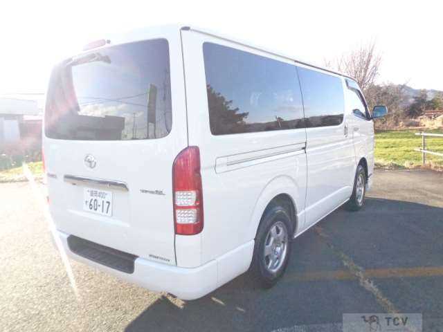 2010 Toyota Hiace Van