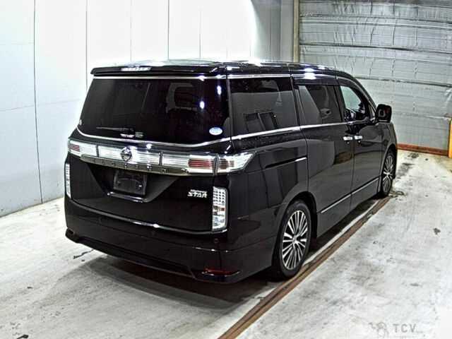 2015 Nissan Elgrand