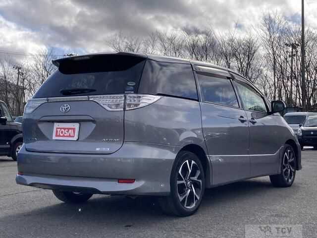 2013 Toyota Estima