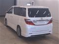 2013 Toyota Alphard