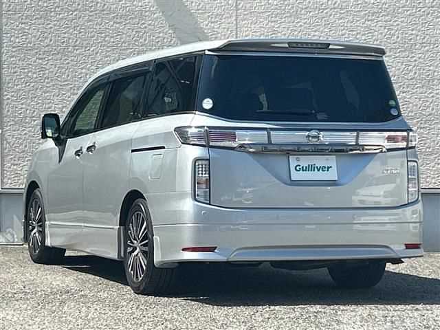 2014 Nissan Elgrand