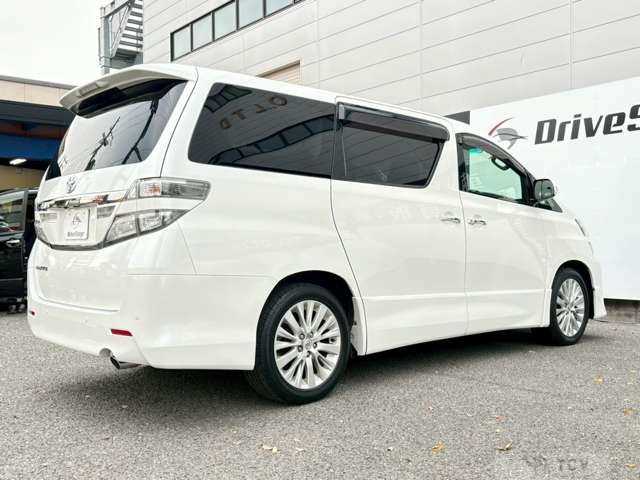2013 Toyota Vellfire