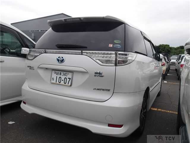 2014 Toyota Estima Hybrid