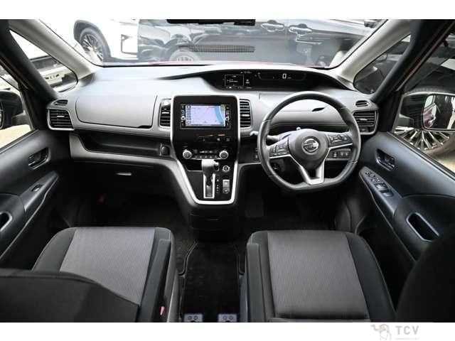 2017 Nissan Serena