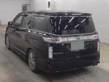 2014 Nissan Elgrand