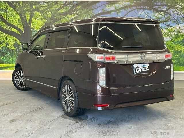 2014 Nissan Elgrand