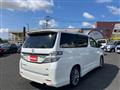 2013 Toyota Vellfire