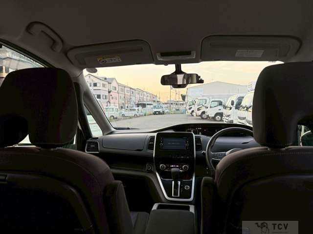 2017 Nissan Serena