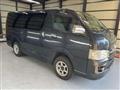 2005 Toyota Regiusace