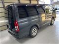 2005 Toyota Regiusace