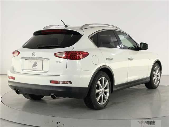 2013 Nissan SKYLINE CROSSOVER