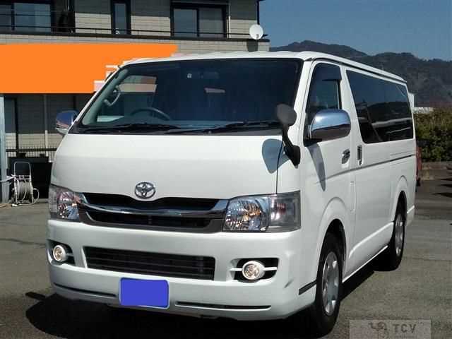 2009 Toyota Regiusace Van