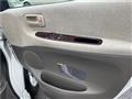2004 Toyota Grand Hiace