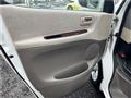 2004 Toyota Grand Hiace