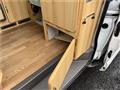 2004 Toyota Grand Hiace