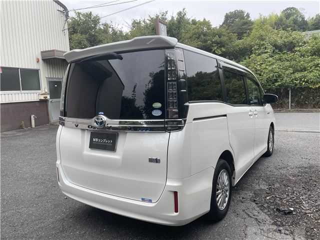 2014 Toyota Voxy
