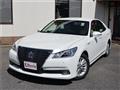 2013 Toyota Crown Hybrid