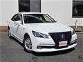 2013 Toyota Crown Hybrid