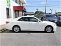 2013 Toyota Crown Hybrid