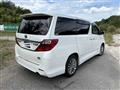 2014 Toyota Alphard Hybrid